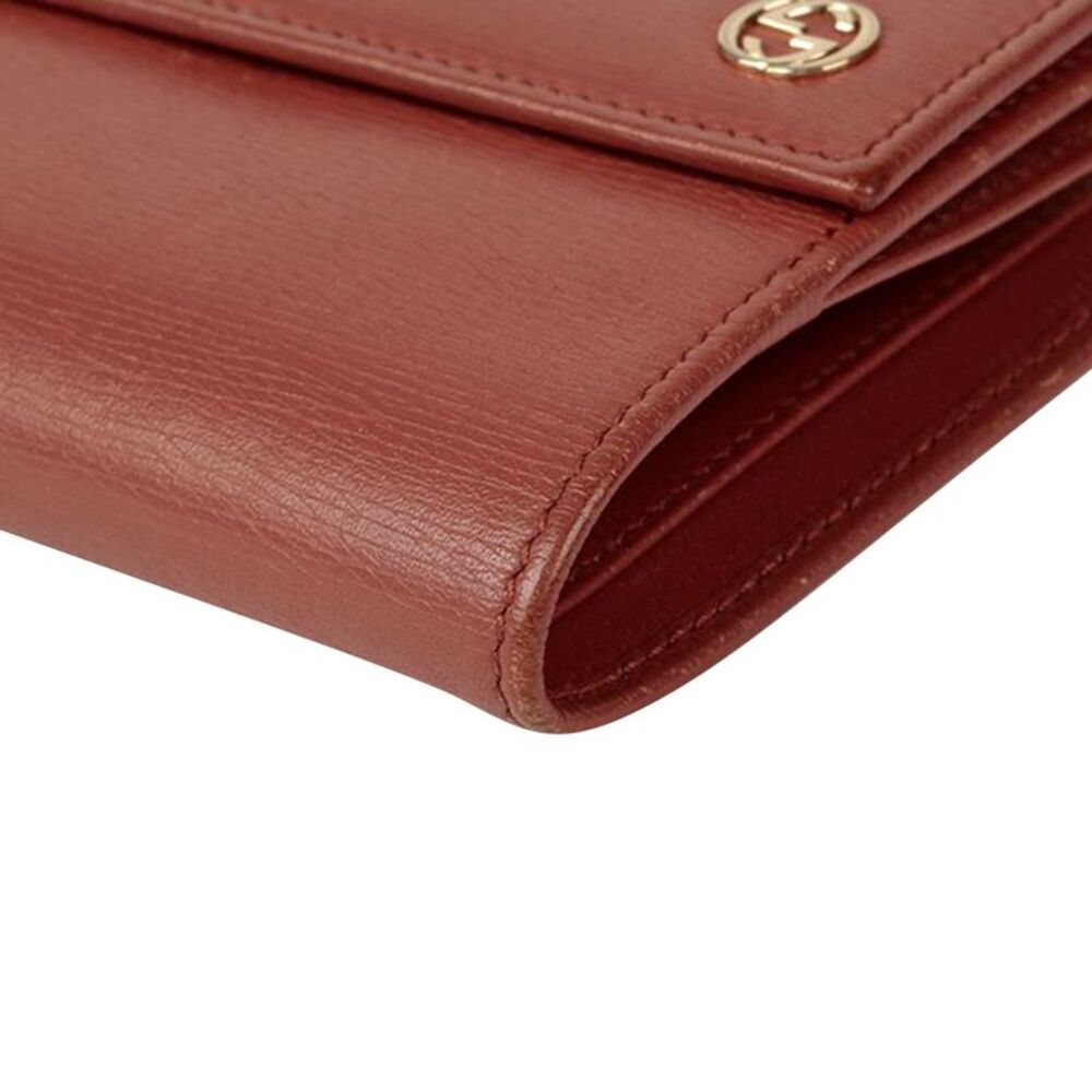 Interlocking Flap Medium Wallet - Picture 8 of 10